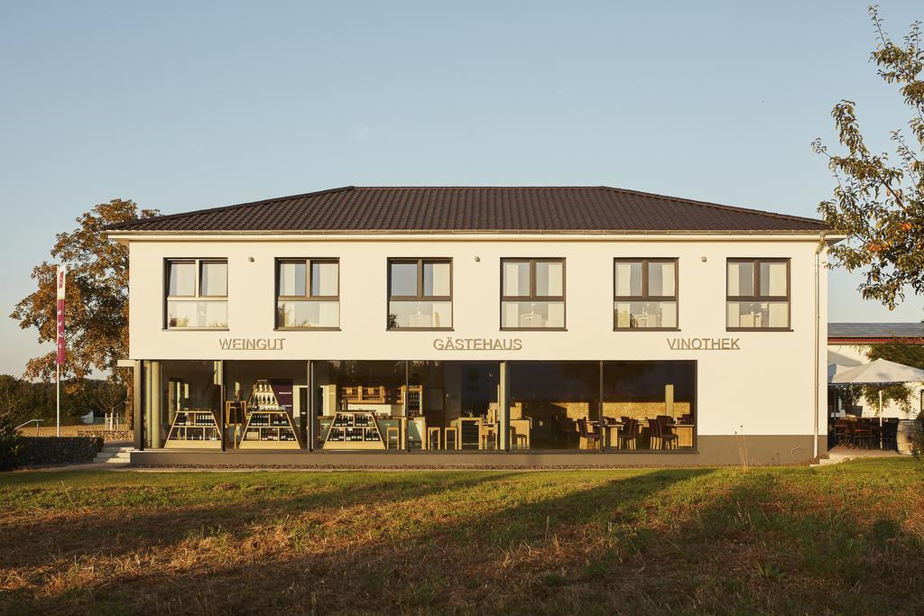 Meyerhof - Bioweingut, Vinothek & Gaestehaus Flonheim Exteriör bild